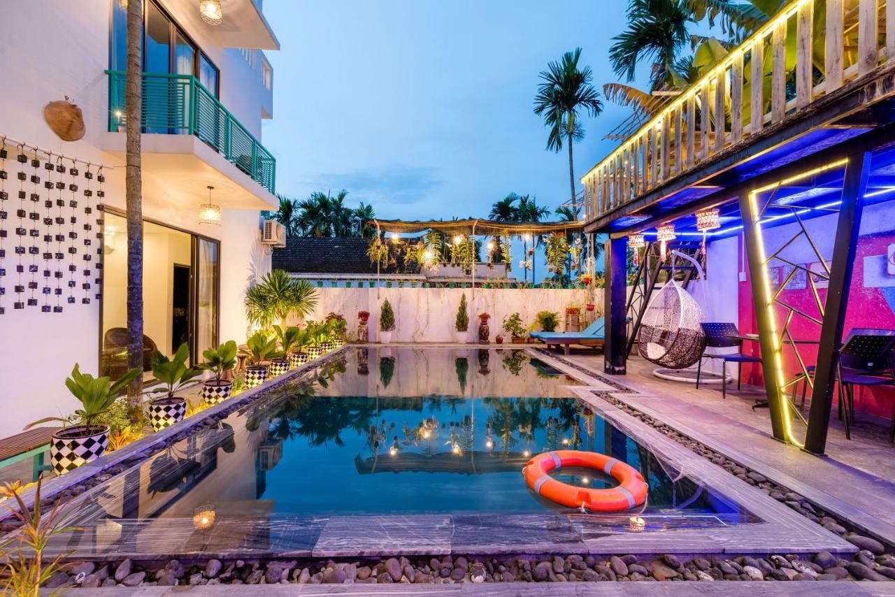 Sunny Riverside Homestay Хойан Экстерьер фото
