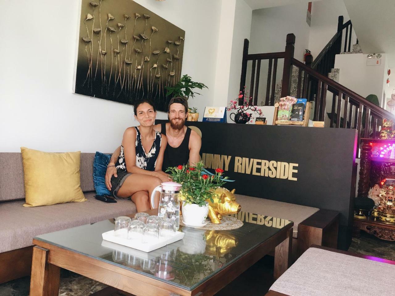 Sunny Riverside Homestay Хойан Экстерьер фото