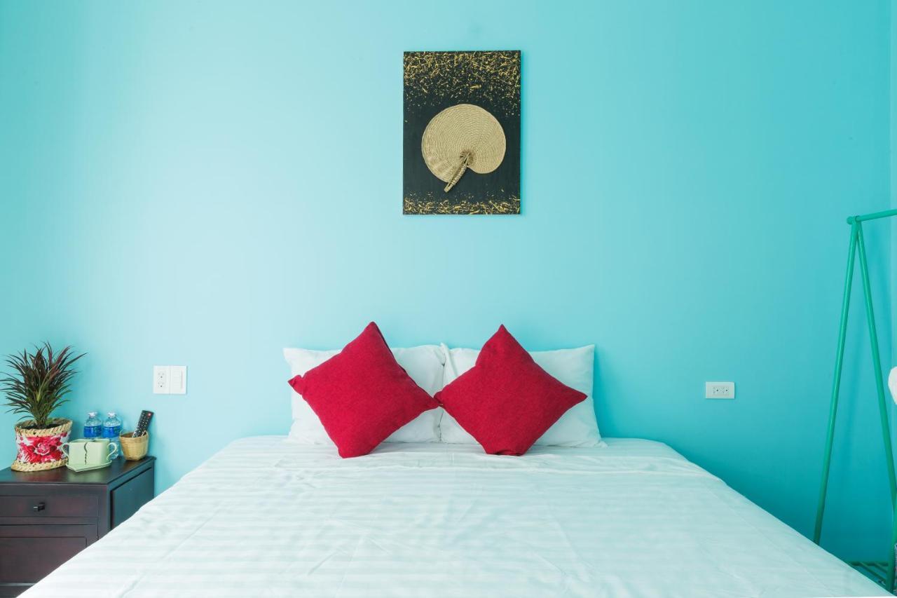 Sunny Riverside Homestay Хойан Экстерьер фото